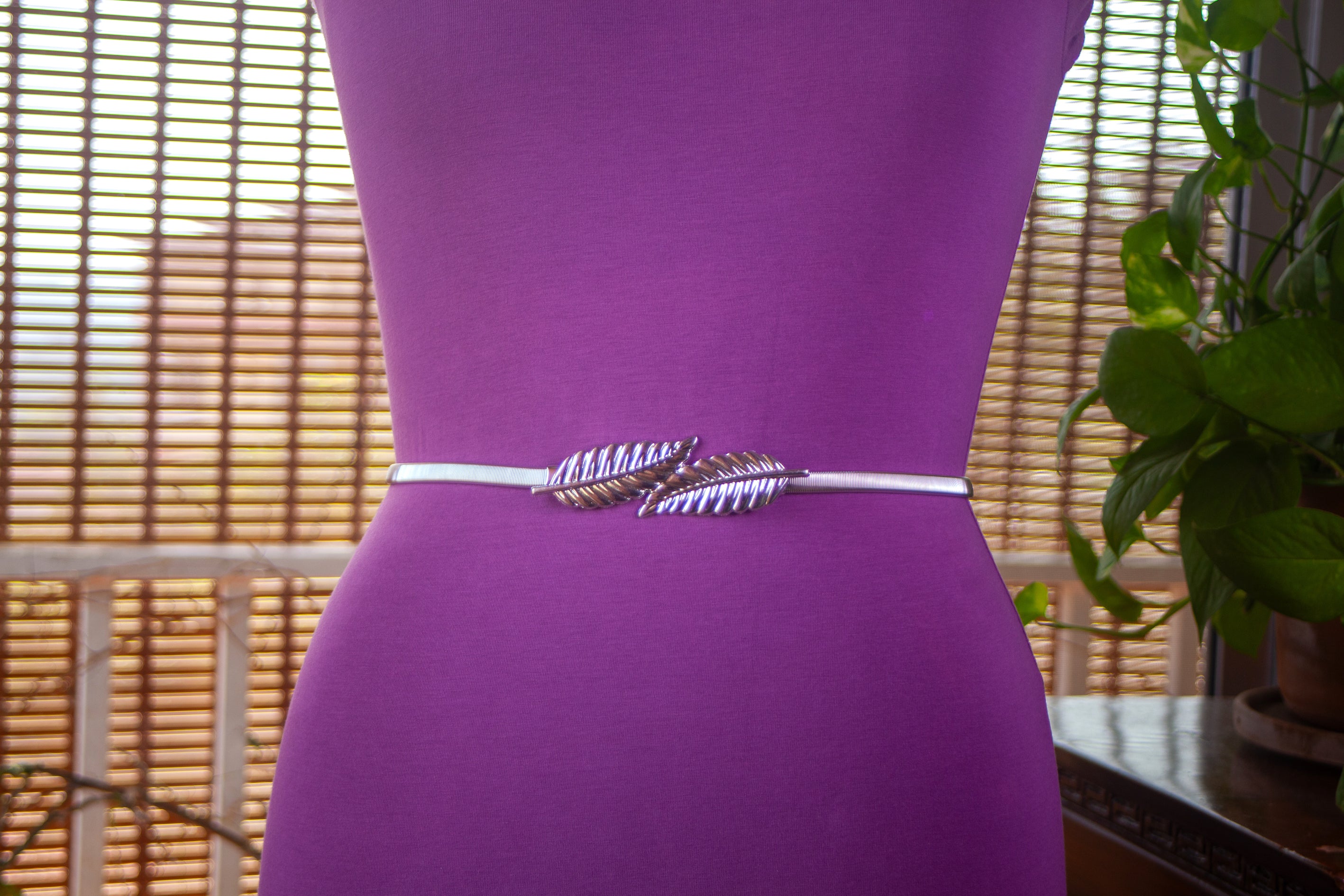 Silver Metal Elastic Belt with Leaf Motif