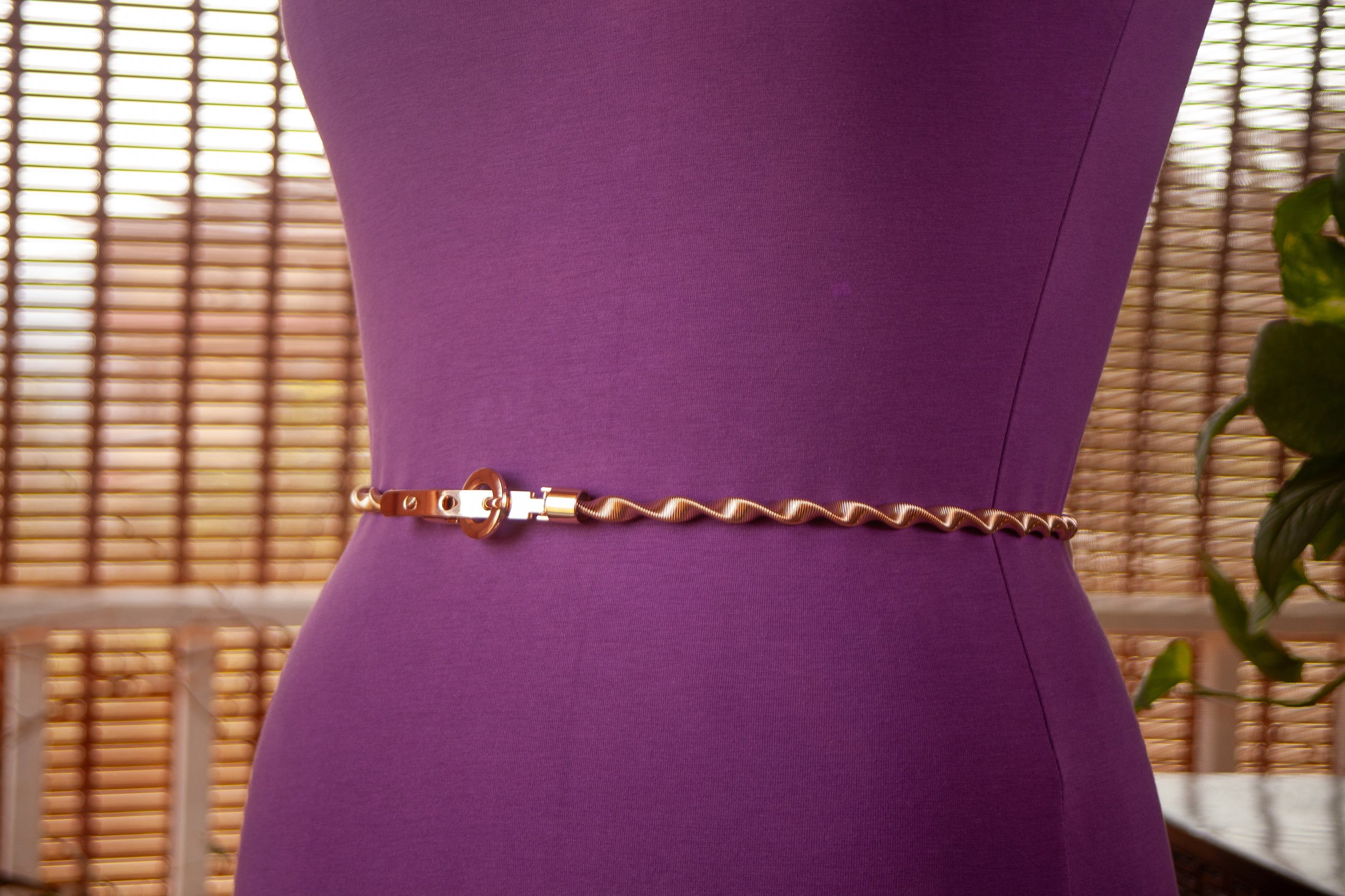 Gold Metal Elastic Belt with Twisted Chain