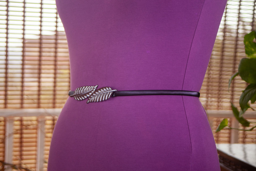Black Metal Elastic Belt with Leaf Motif