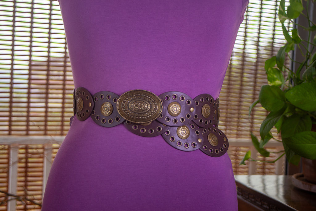 Wide Interlocking Belt with Antique Metal Oval Buckle